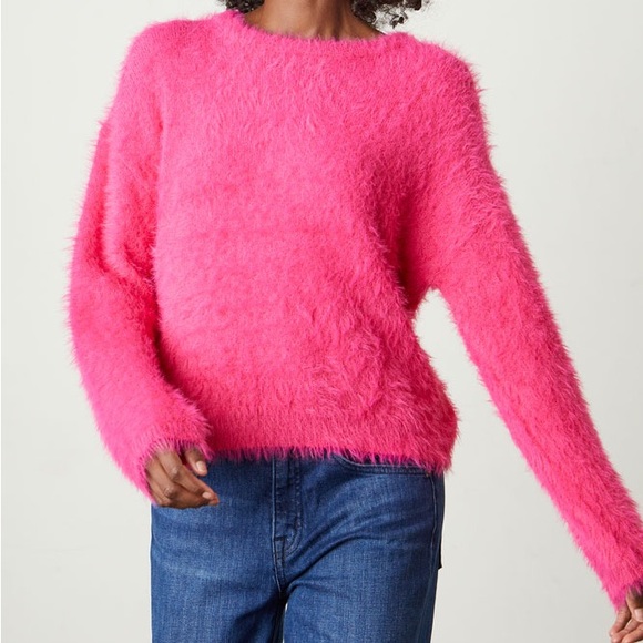 TCEC Brand Hot Pink Fuzzy Sweater - Picture 1 of 6